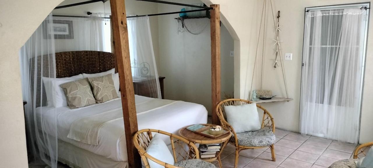 Casa De Tortuga Guesthouse Векес Стая снимка